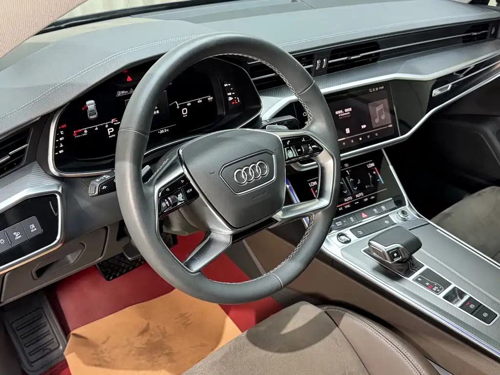 Audi A7L — фото 14