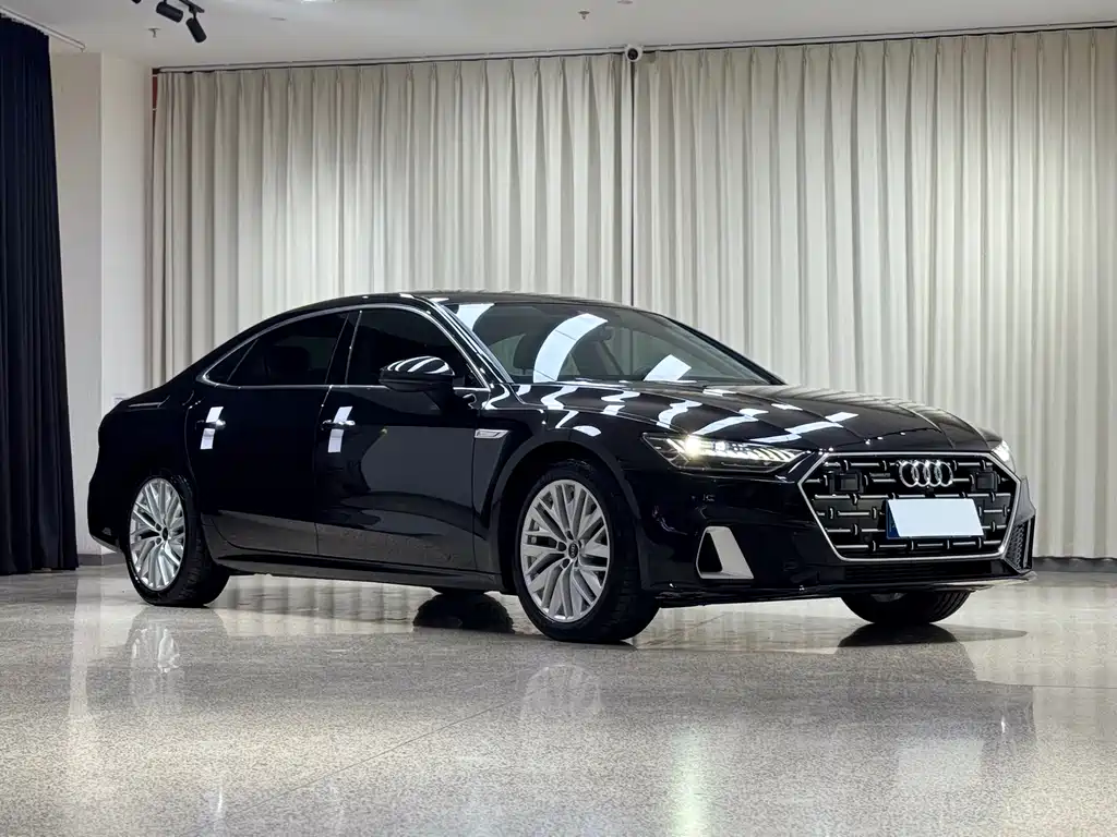 Audi A7L — фото 3