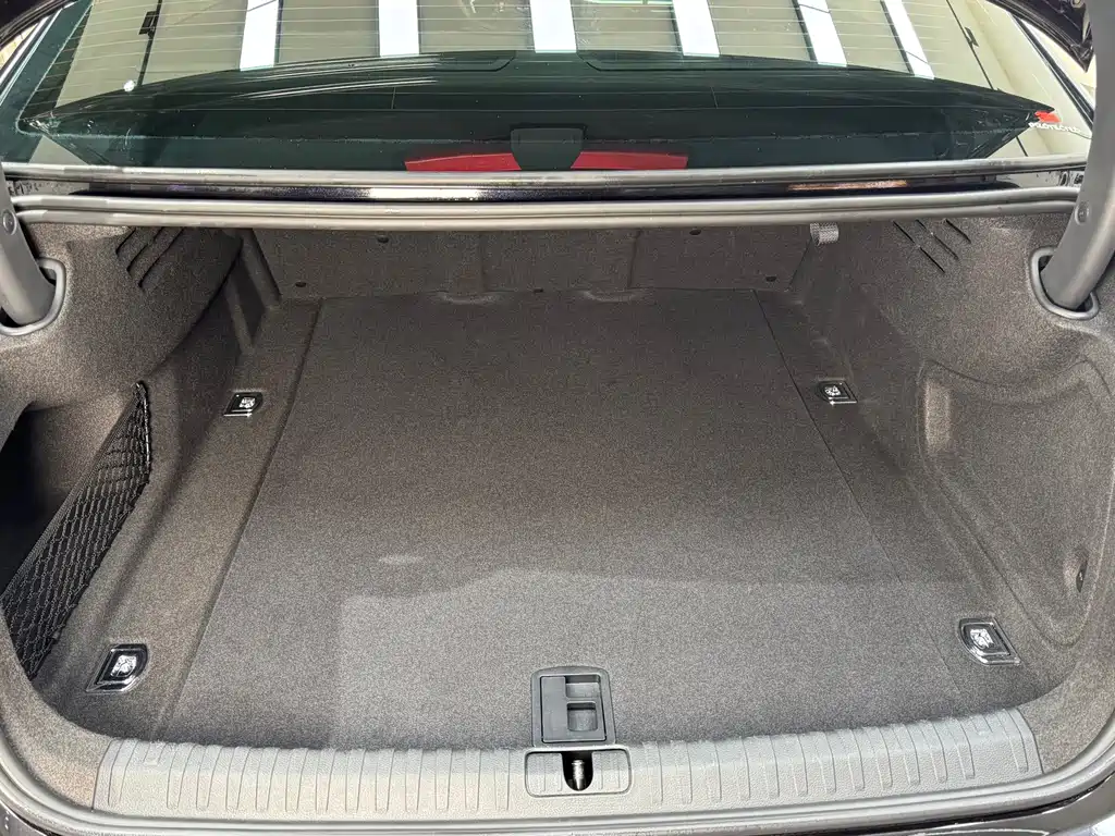 Audi A7L — фото 21