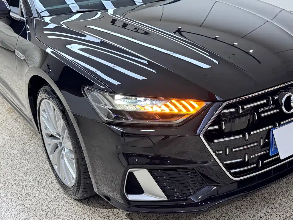 Audi A7L — фото 40