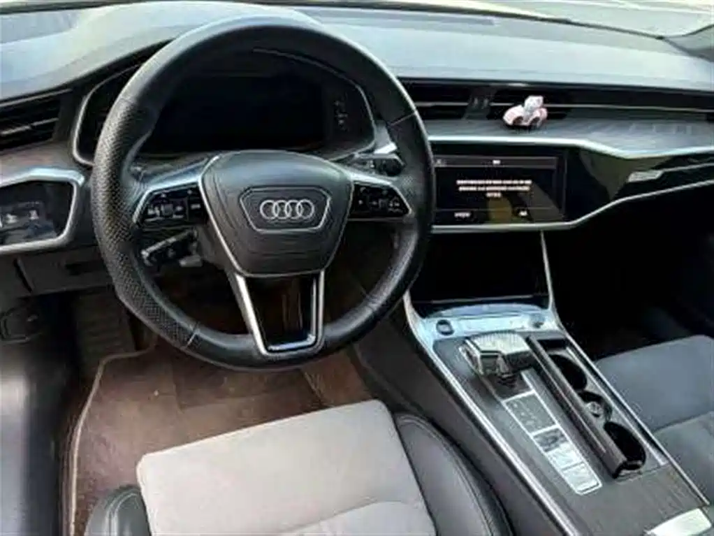 Audi A6L — фото 5