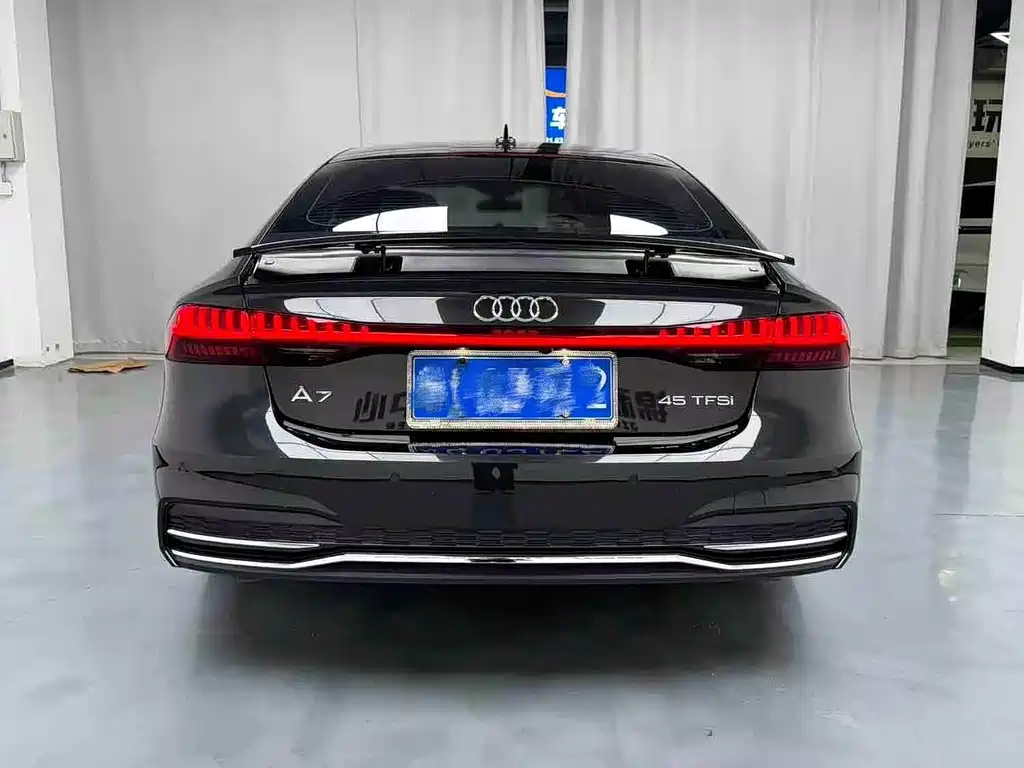 Audi A7 — фото 5