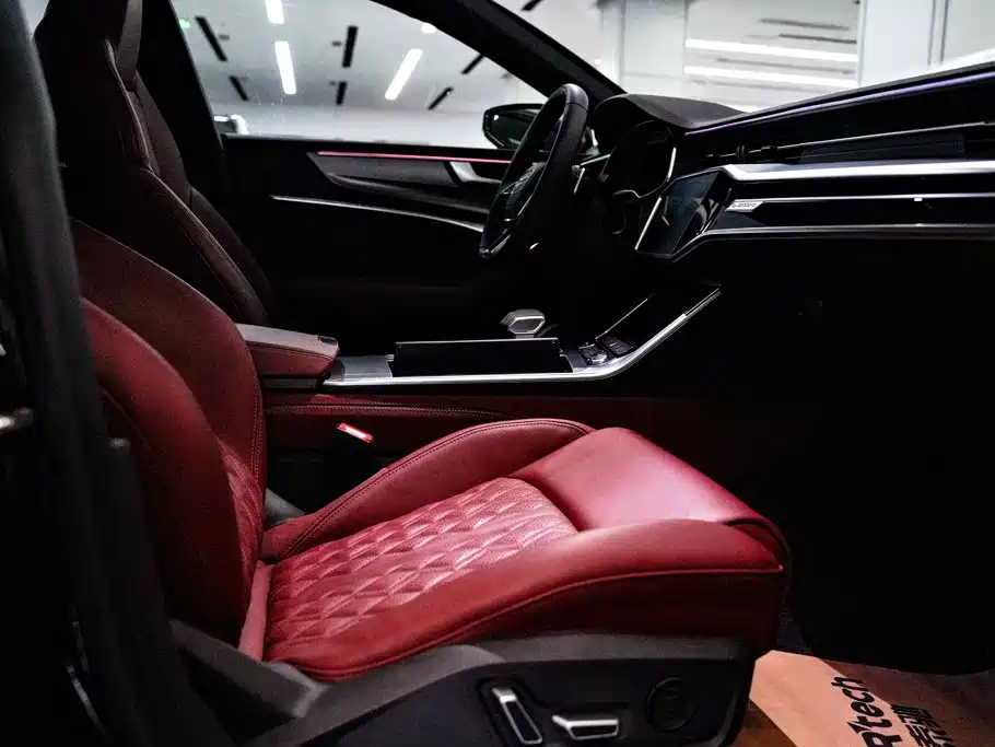 Audi A7L — фото 19