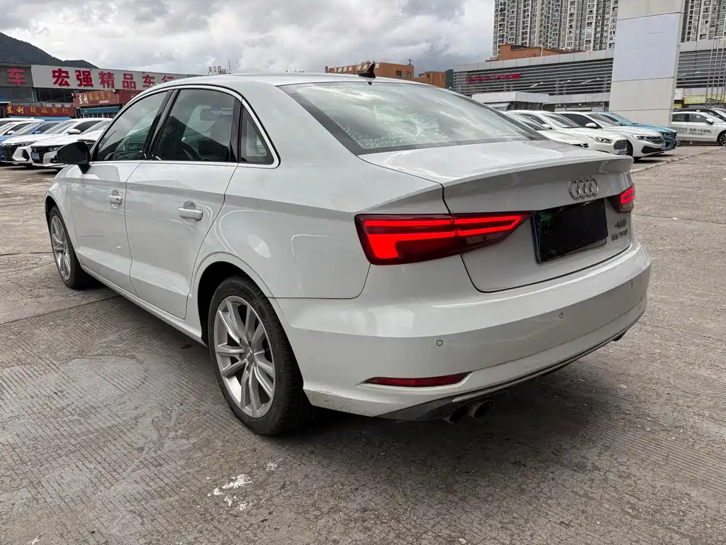Audi A3 — фото 9