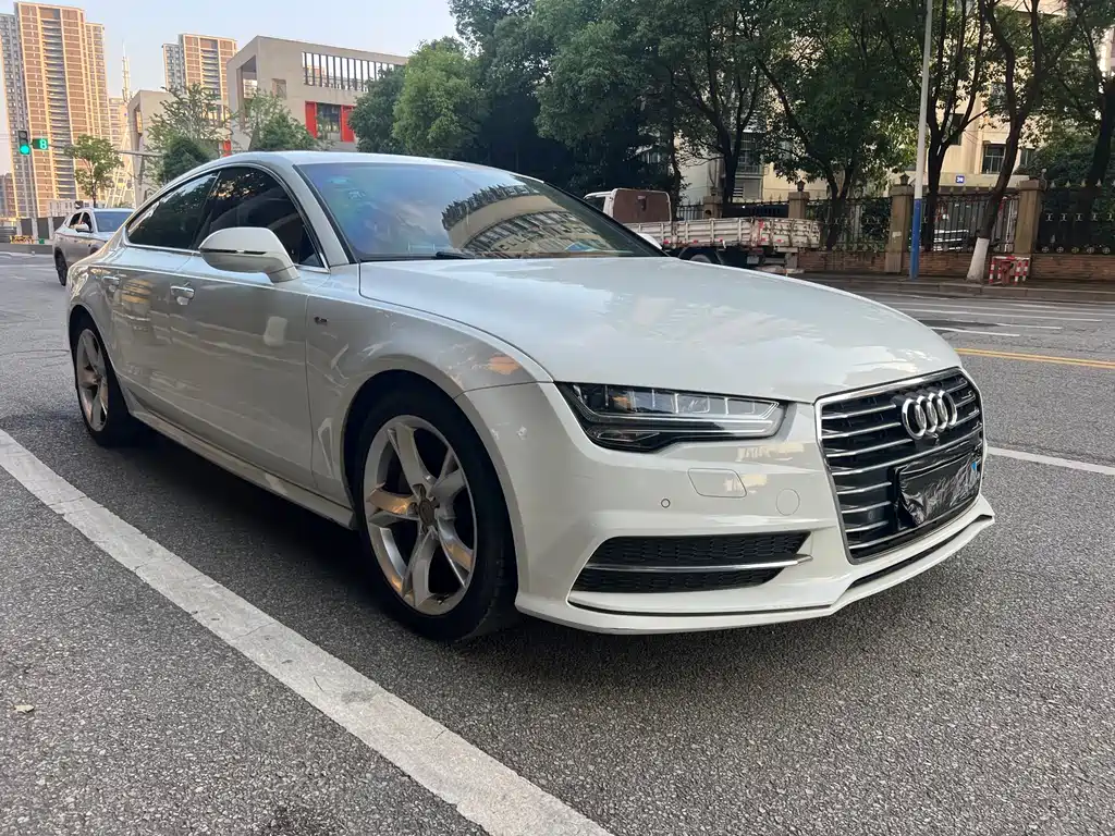 Audi A7 — фото 17