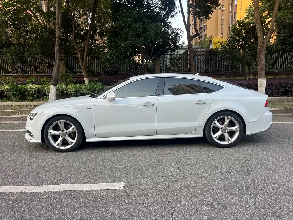 Audi A7 — фото 6