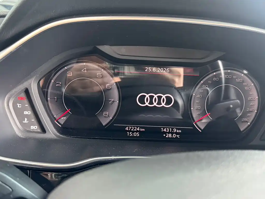 Audi Q3 — фото 19