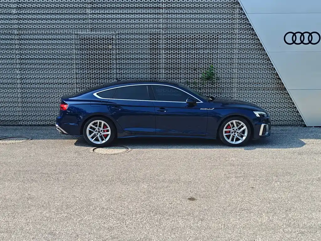 Audi A5 (Import) — фото 3