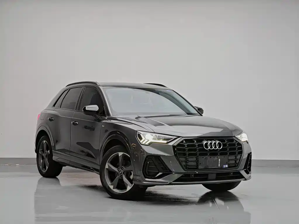 Audi Q3 — фото 3