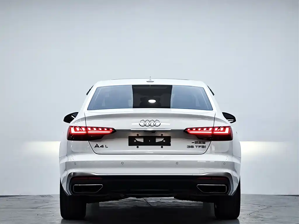 Audi A4L — фото 21