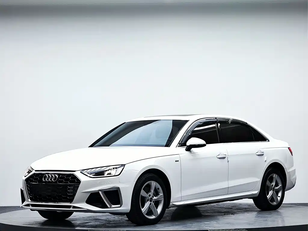 Audi A4L — фото 5
