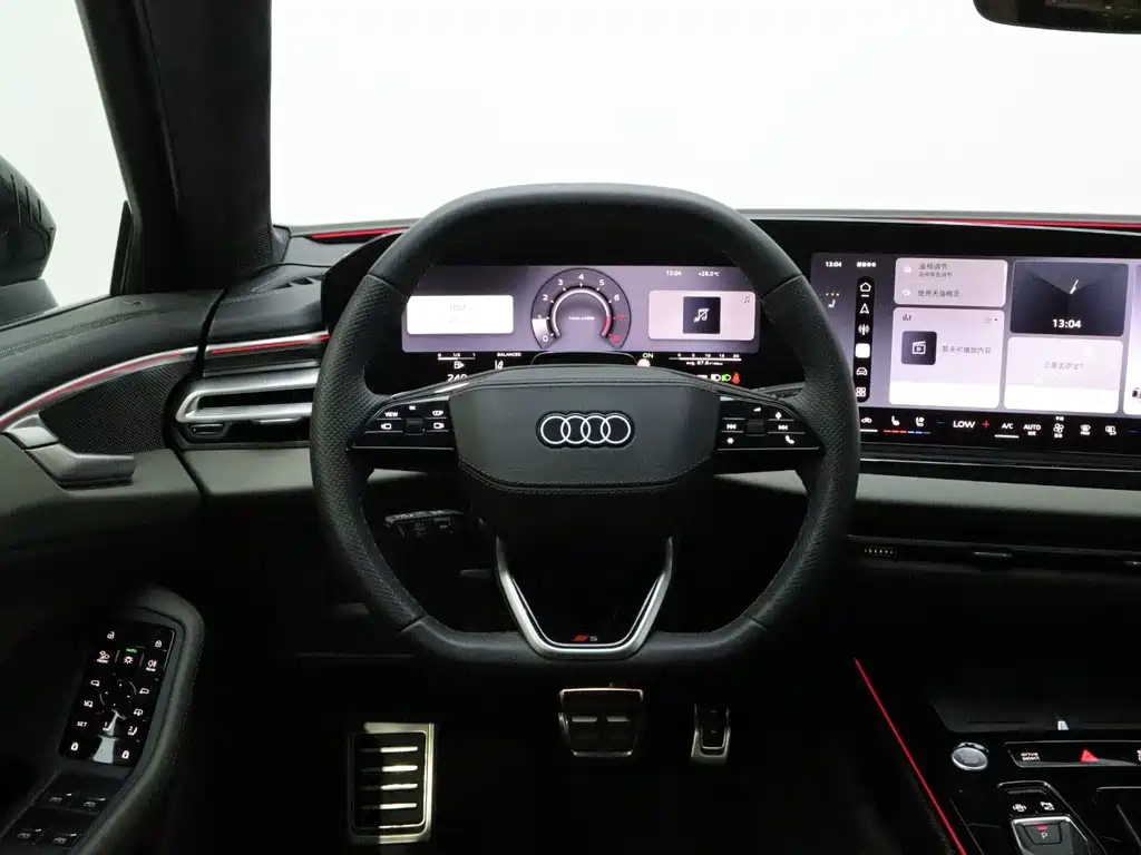 Audi A6L — фото 14