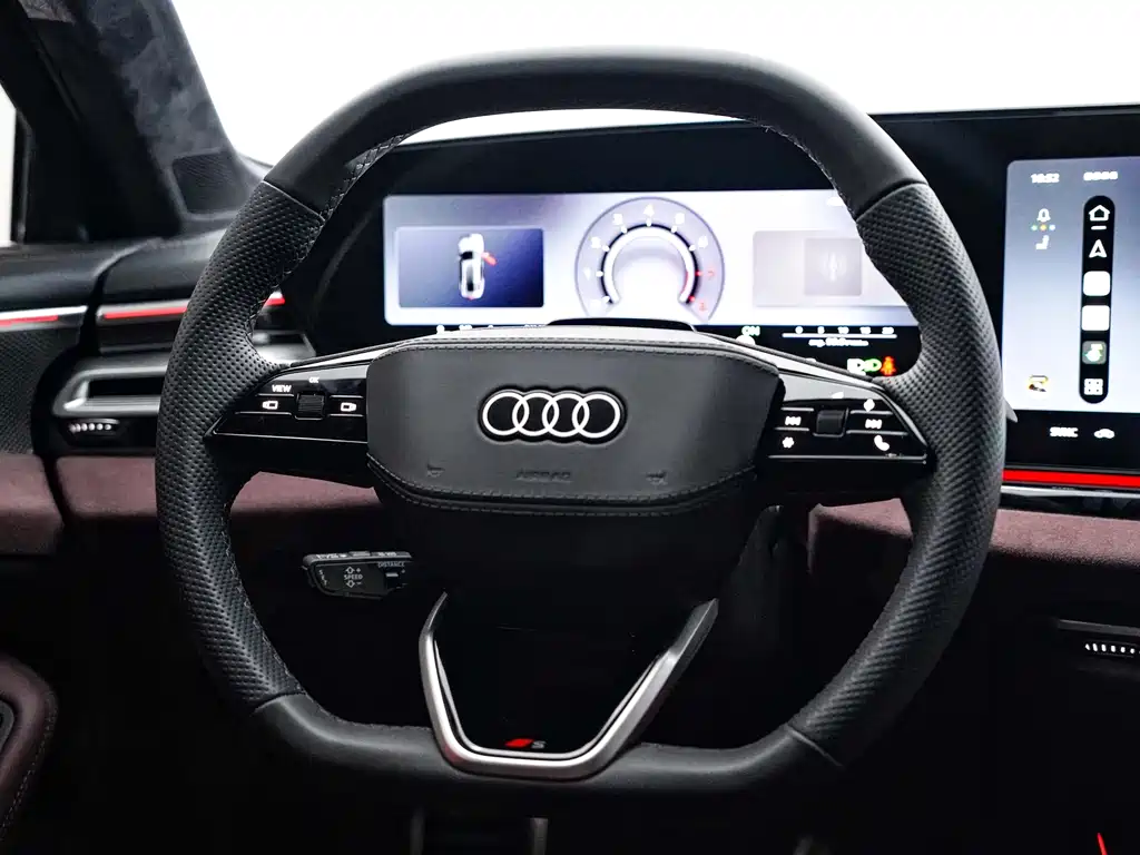 Audi A6L — фото 15