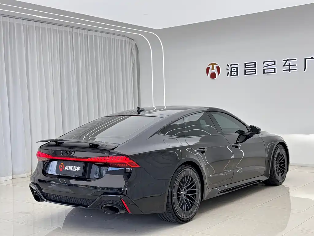Audi RS 7 — фото 6
