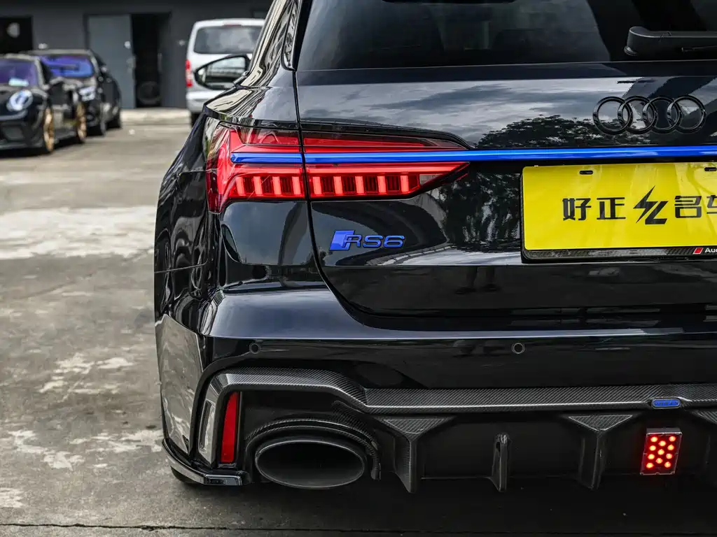 Audi RS 6 — фото 21