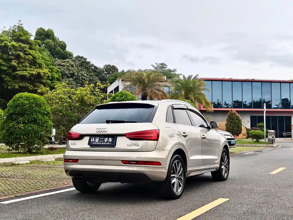 Audi Q3 — фото 7