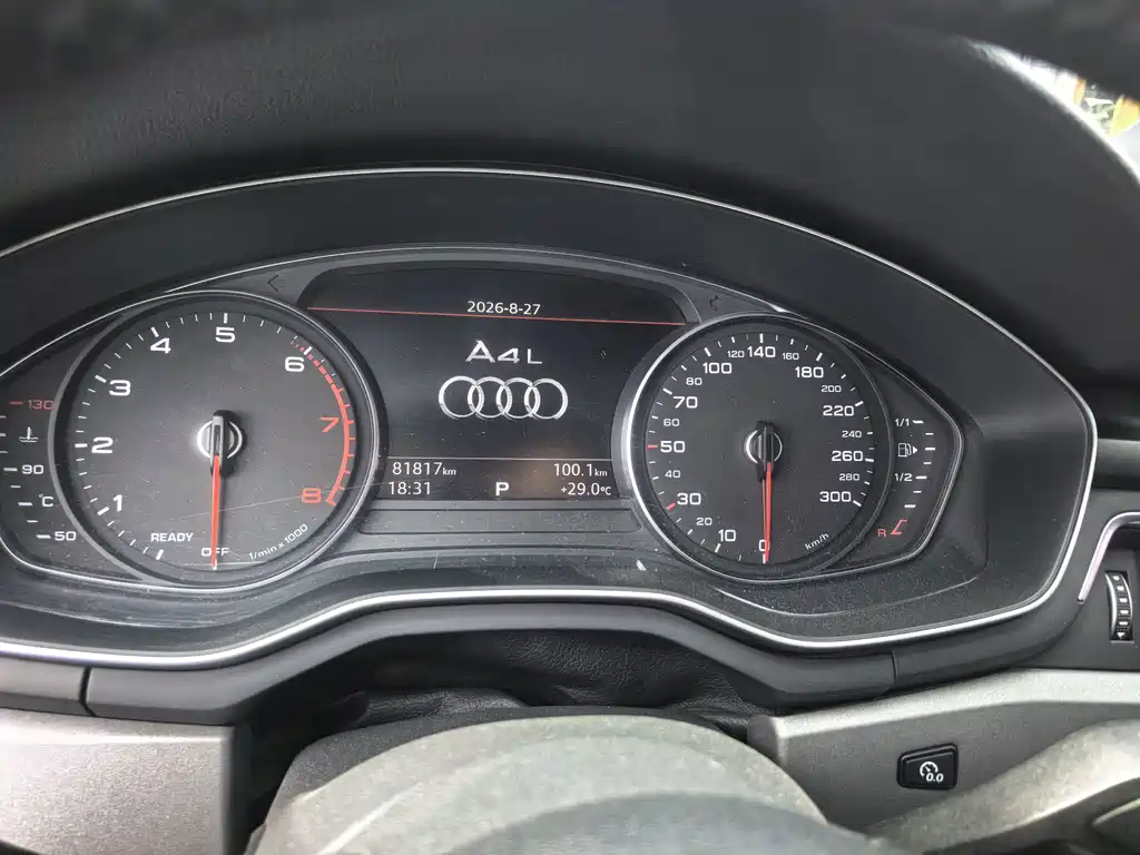 Audi A4L — фото 5