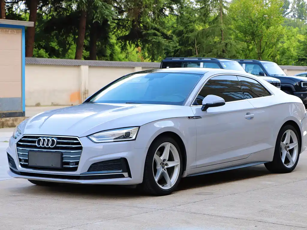 Audi A5 (Import) — фото 2