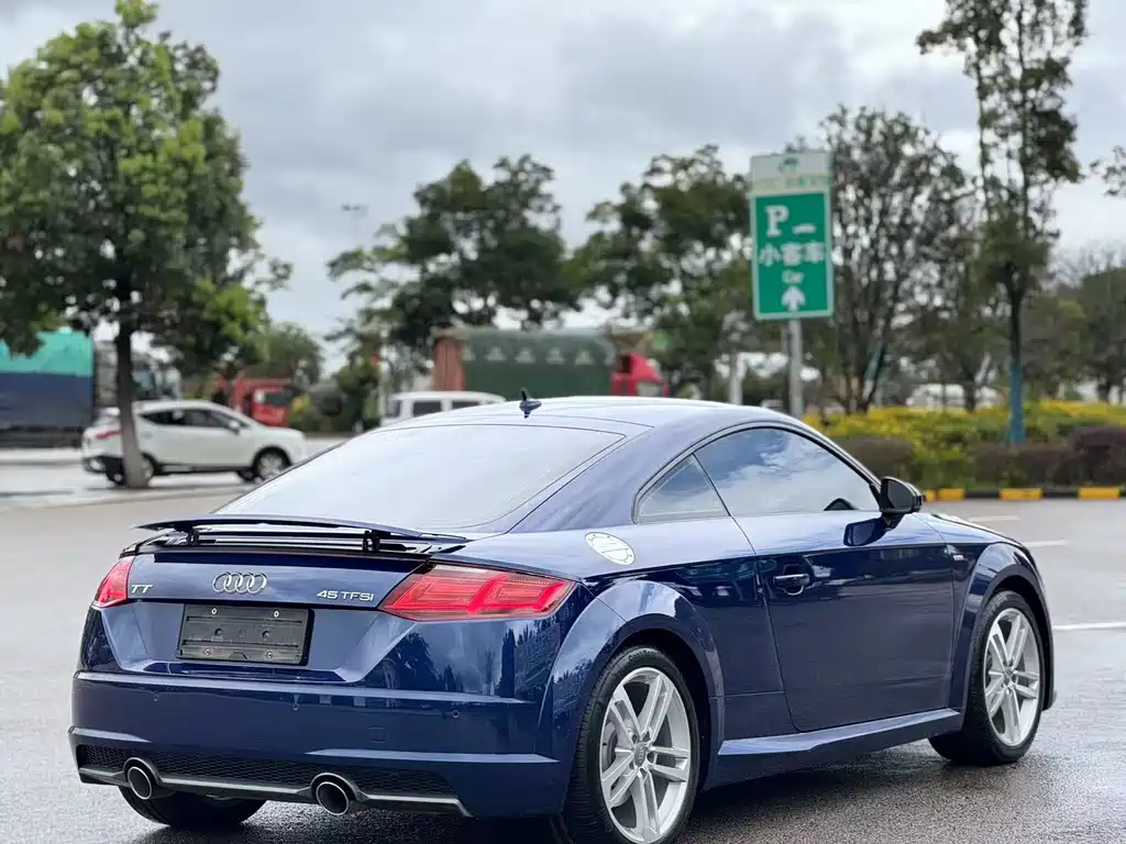 Audi TT — фото 6