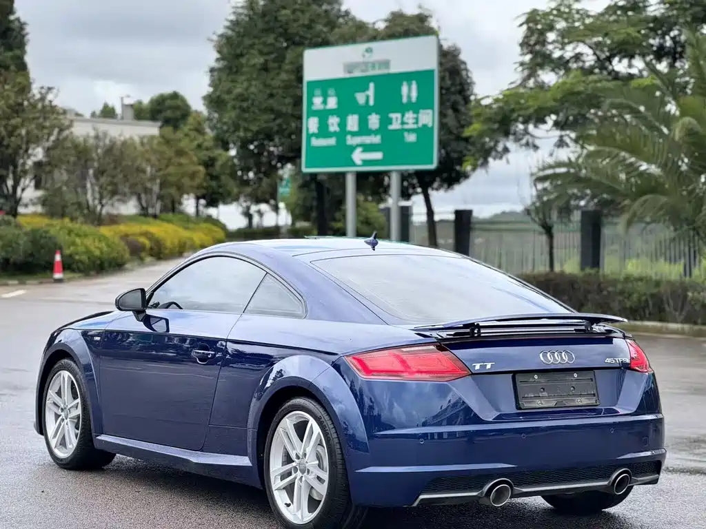 Audi TT — фото 9
