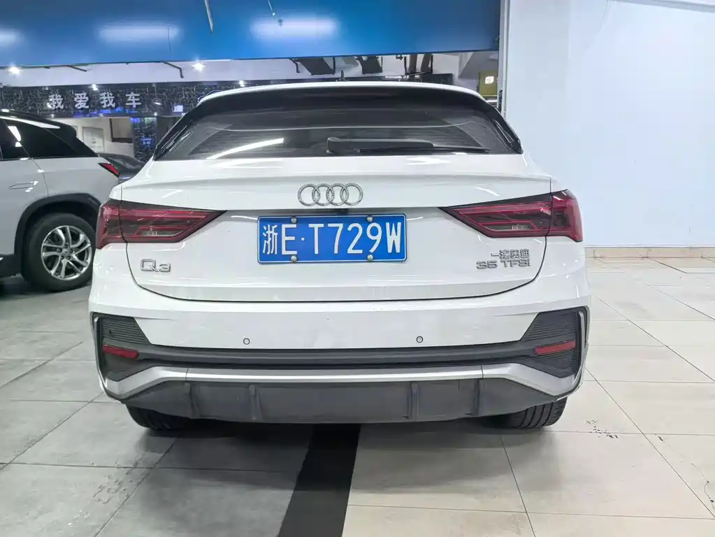 Audi Q3 Sportback — фото 5