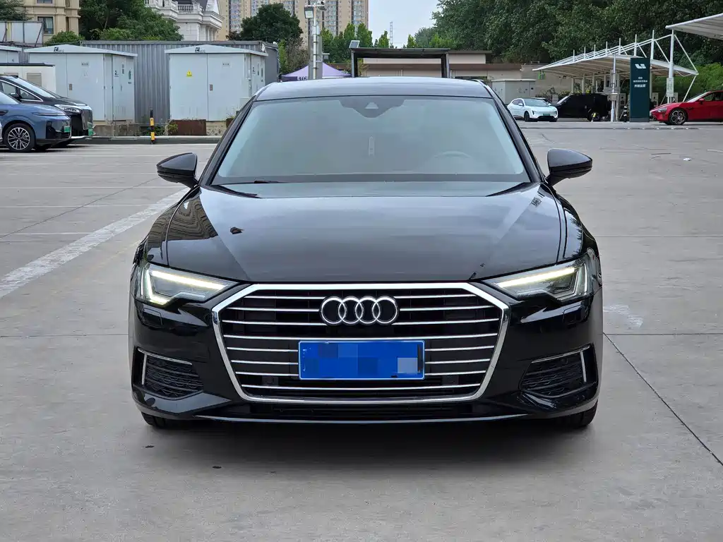 Audi A6L — фото 2