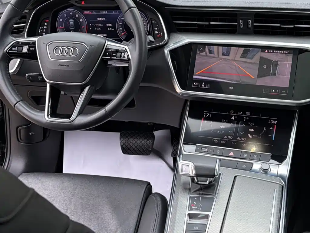 Audi A6L — фото 5