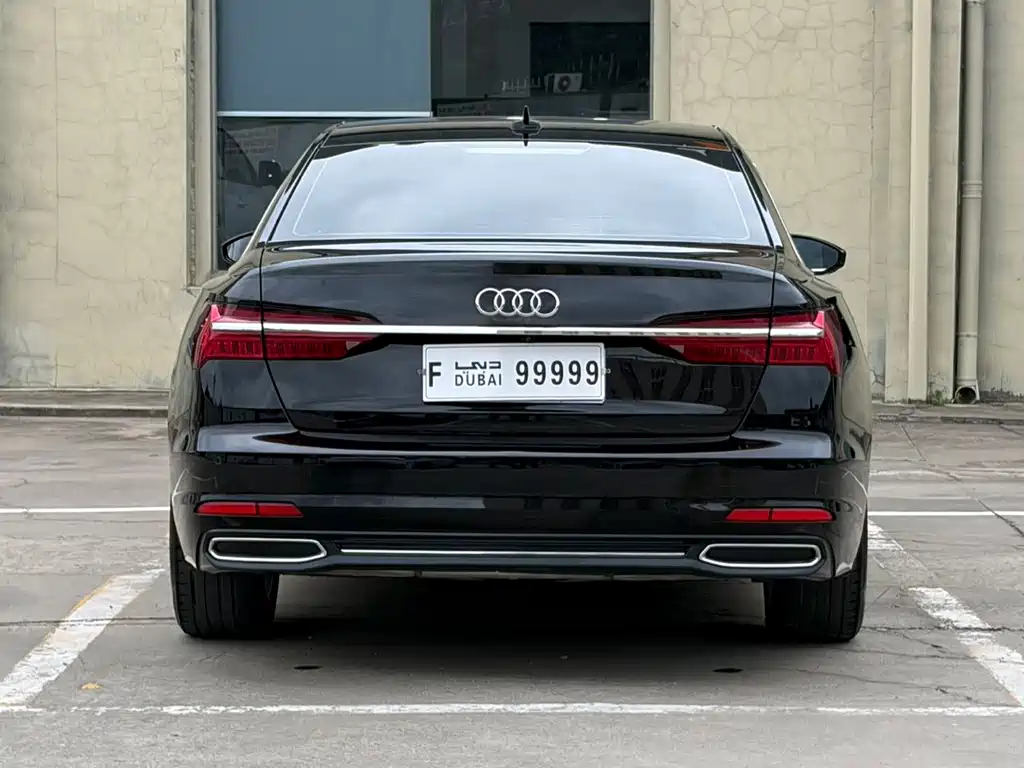 Audi A6L — фото 9