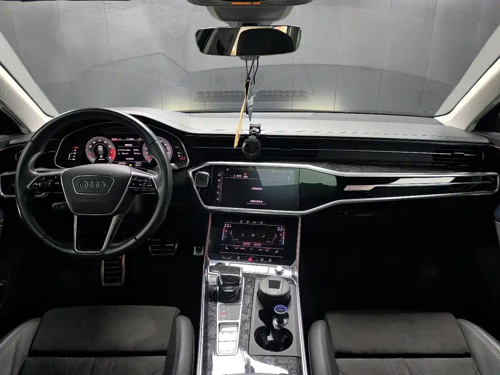Audi A6 (Import) — фото 8
