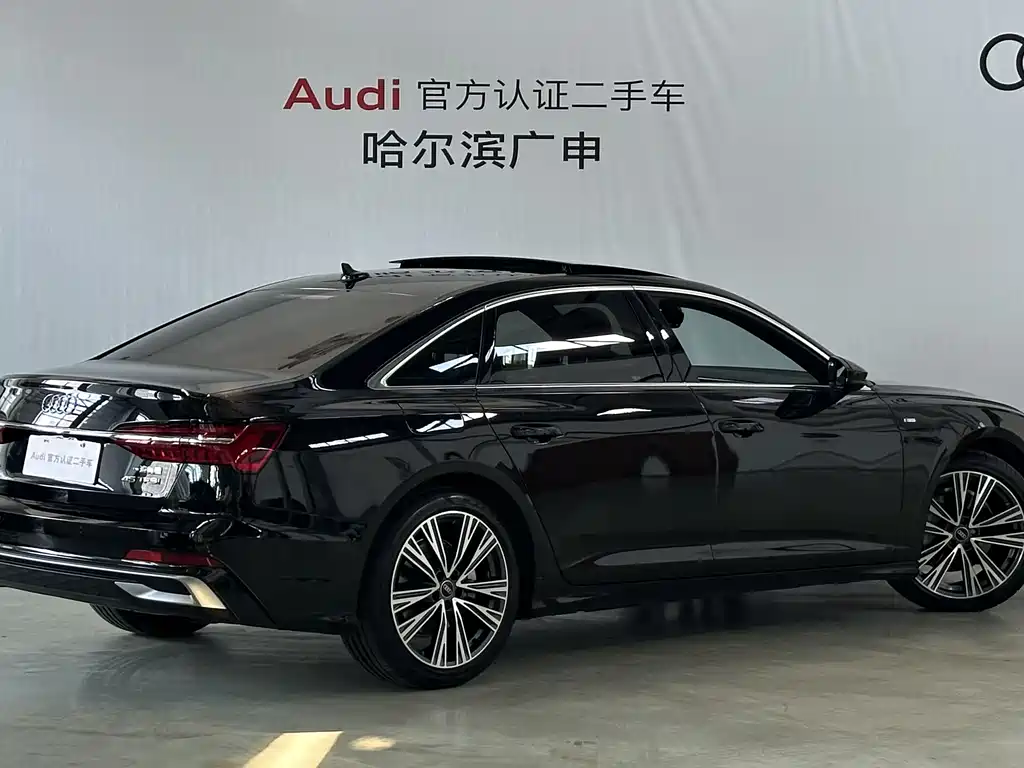 Audi A6L — фото 10