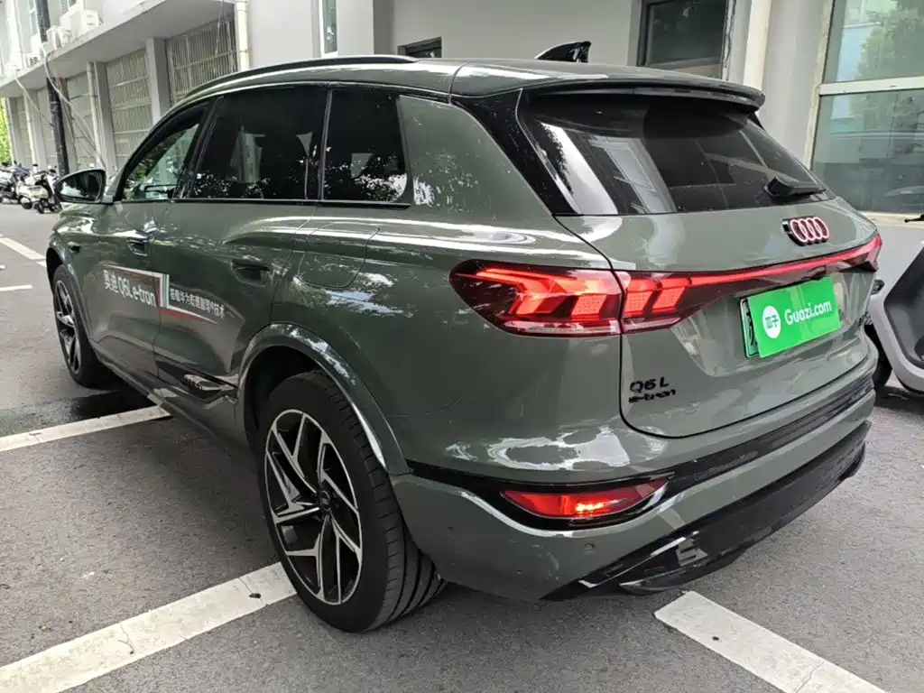 Audi Q6L e-tron — фото 5