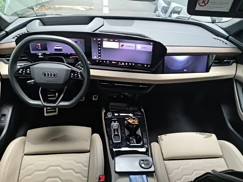Audi Q6L e-tron — фото 10