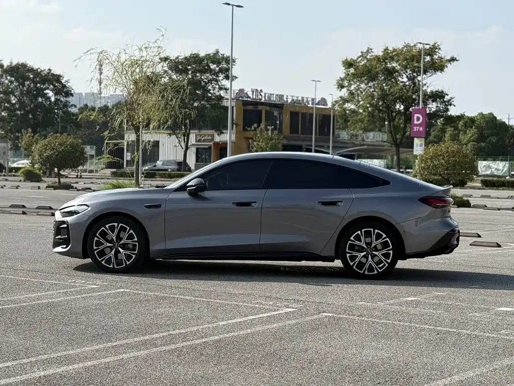 Audi A5L Sportback — фото 4