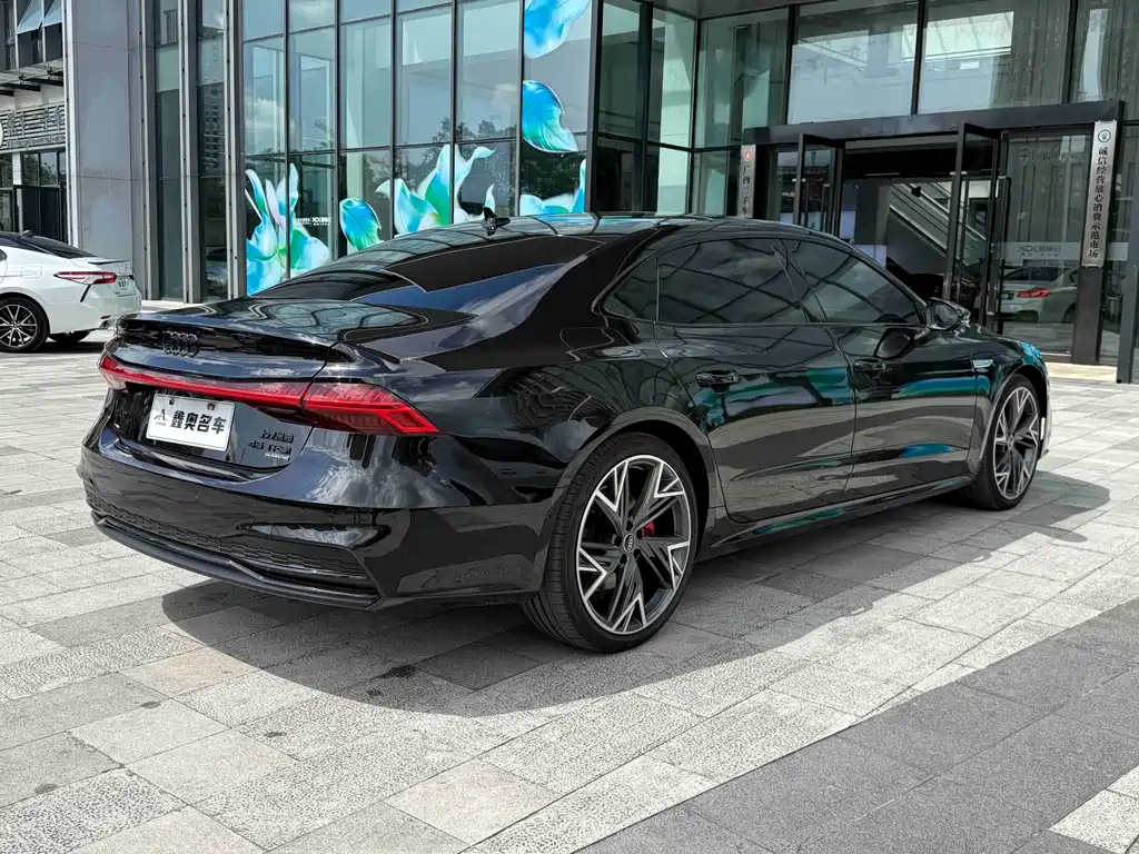 Audi A7L — фото 4
