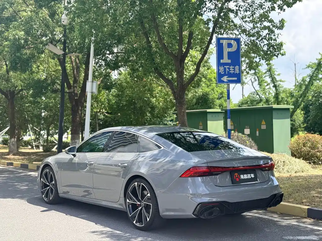 Audi A7 — фото 4
