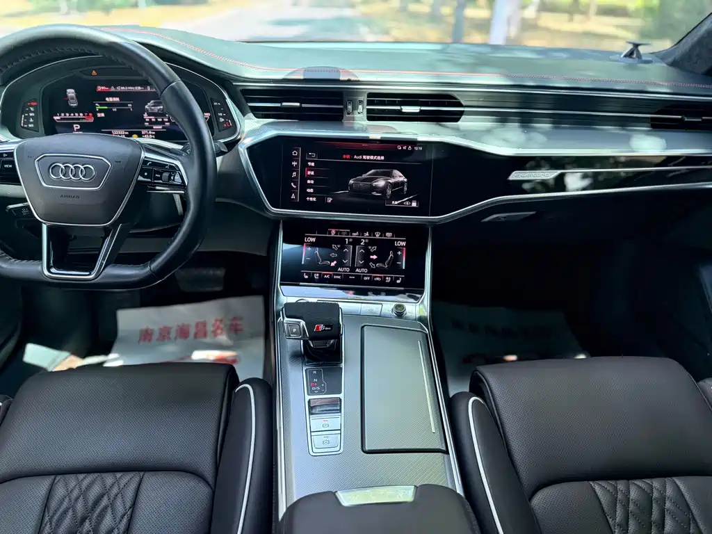 Audi A7 — фото 8