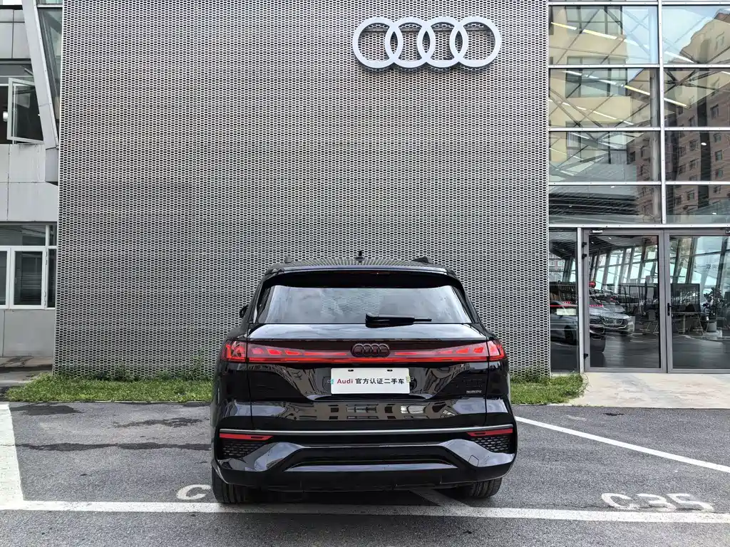Audi Q6 — фото 9