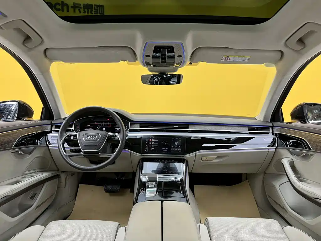 Audi A8 — фото 44