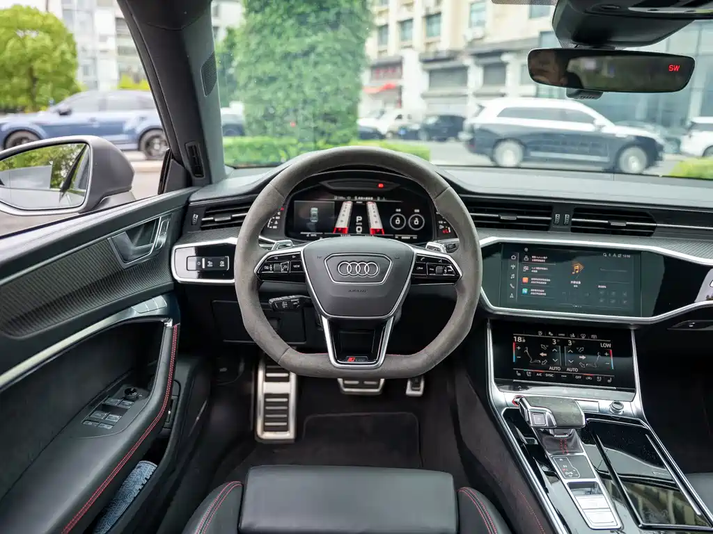 Audi RS 7 — фото 18