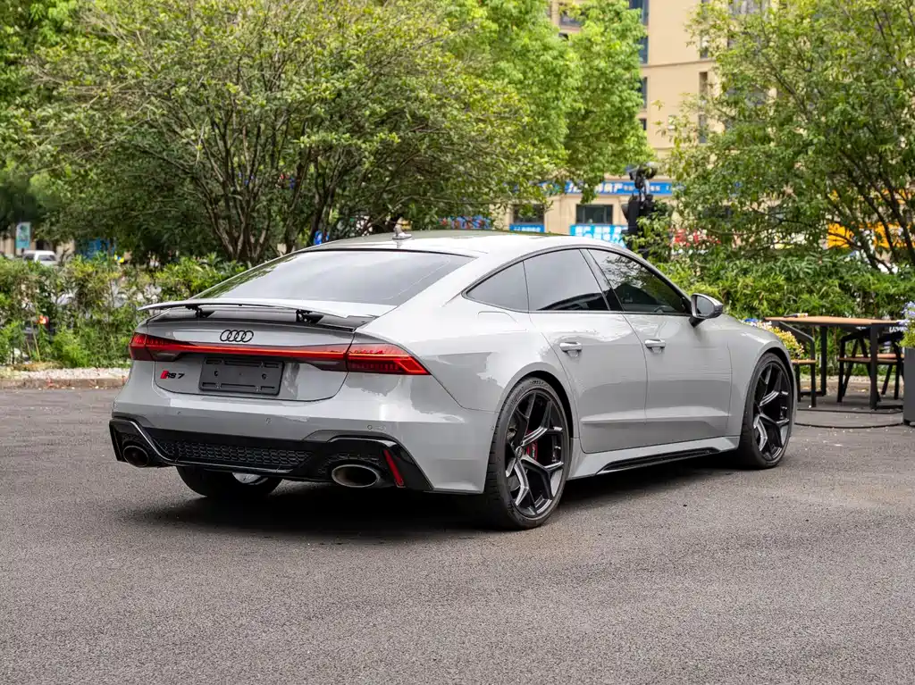 Audi RS 7 — фото 4