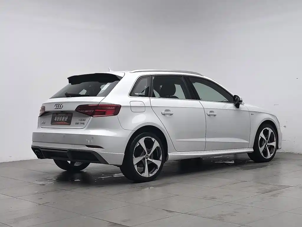 Audi A3 — фото 2