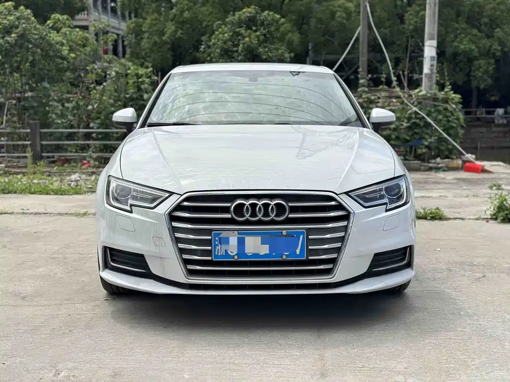 Audi A3 — фото 2