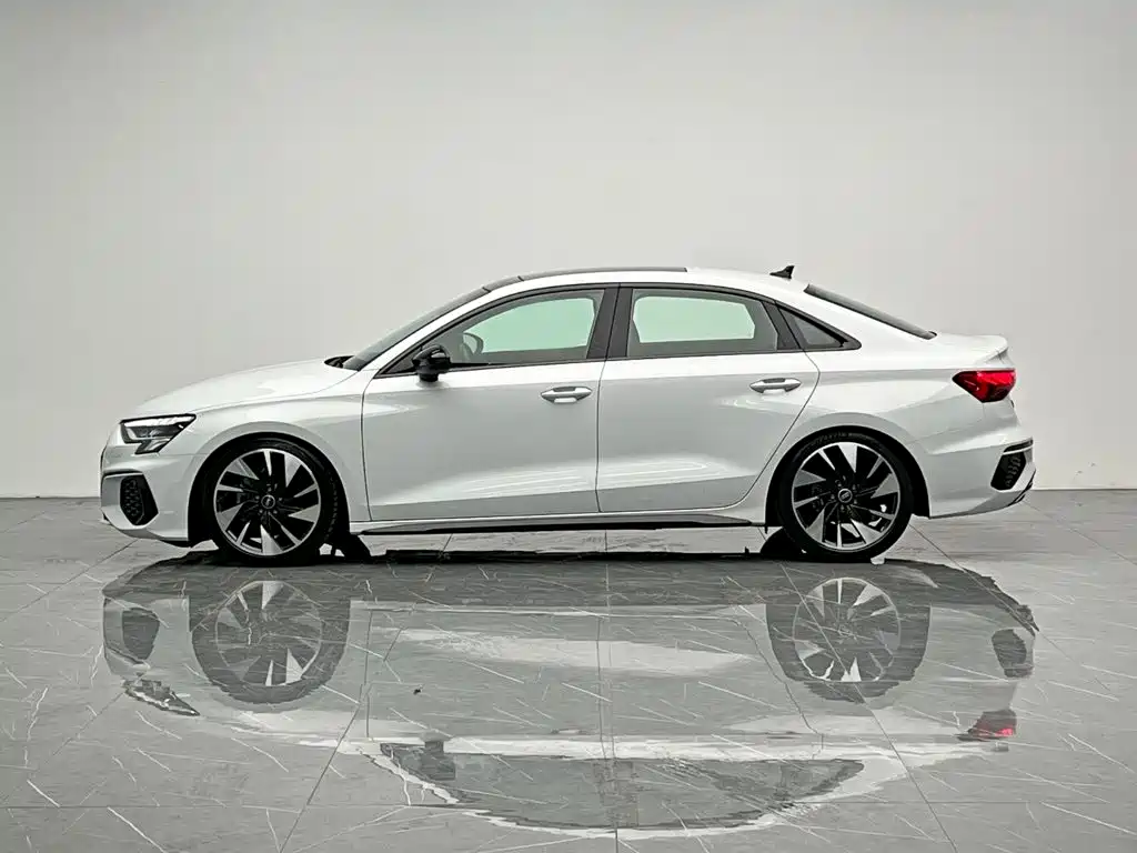 Audi A3 — фото 3