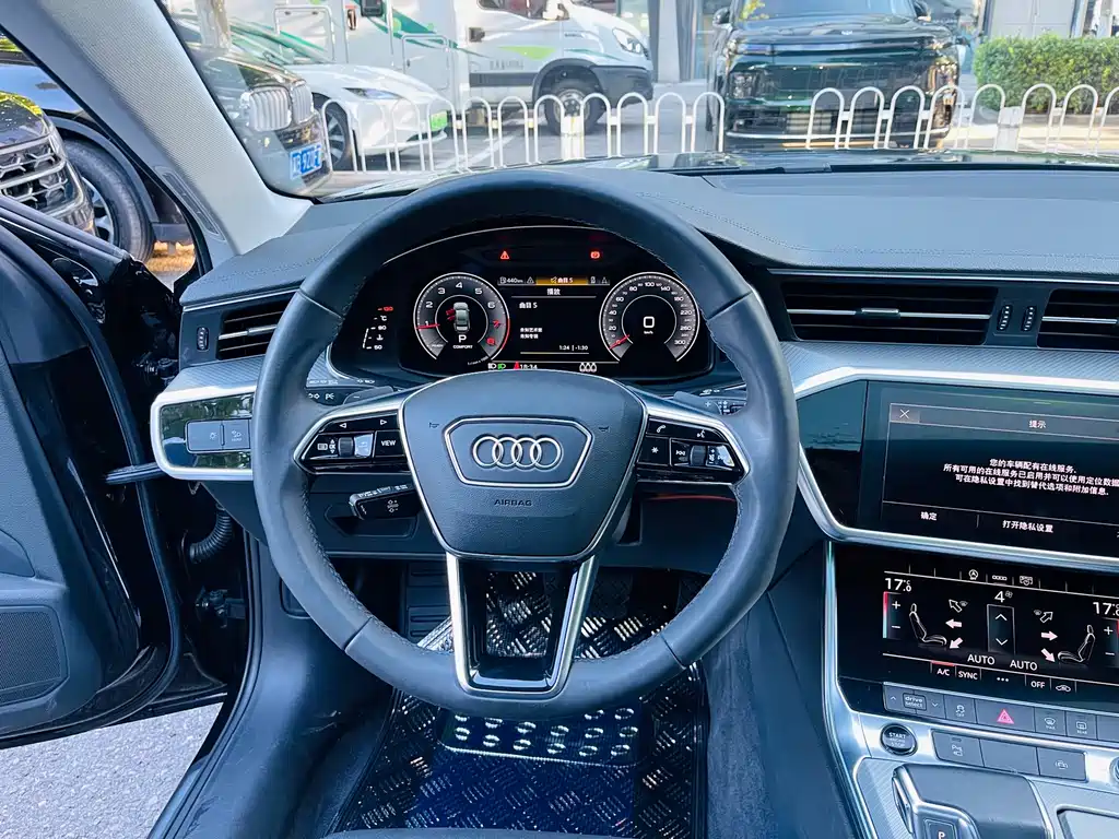 Audi A6L — фото 19
