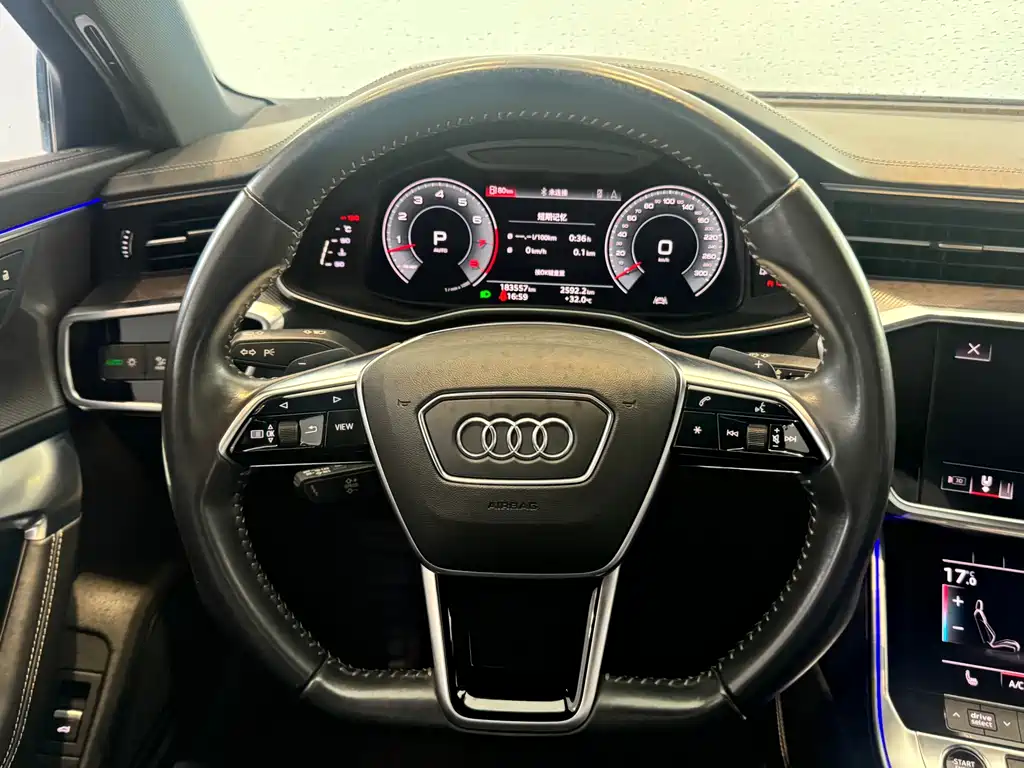 Audi A6L — фото 7