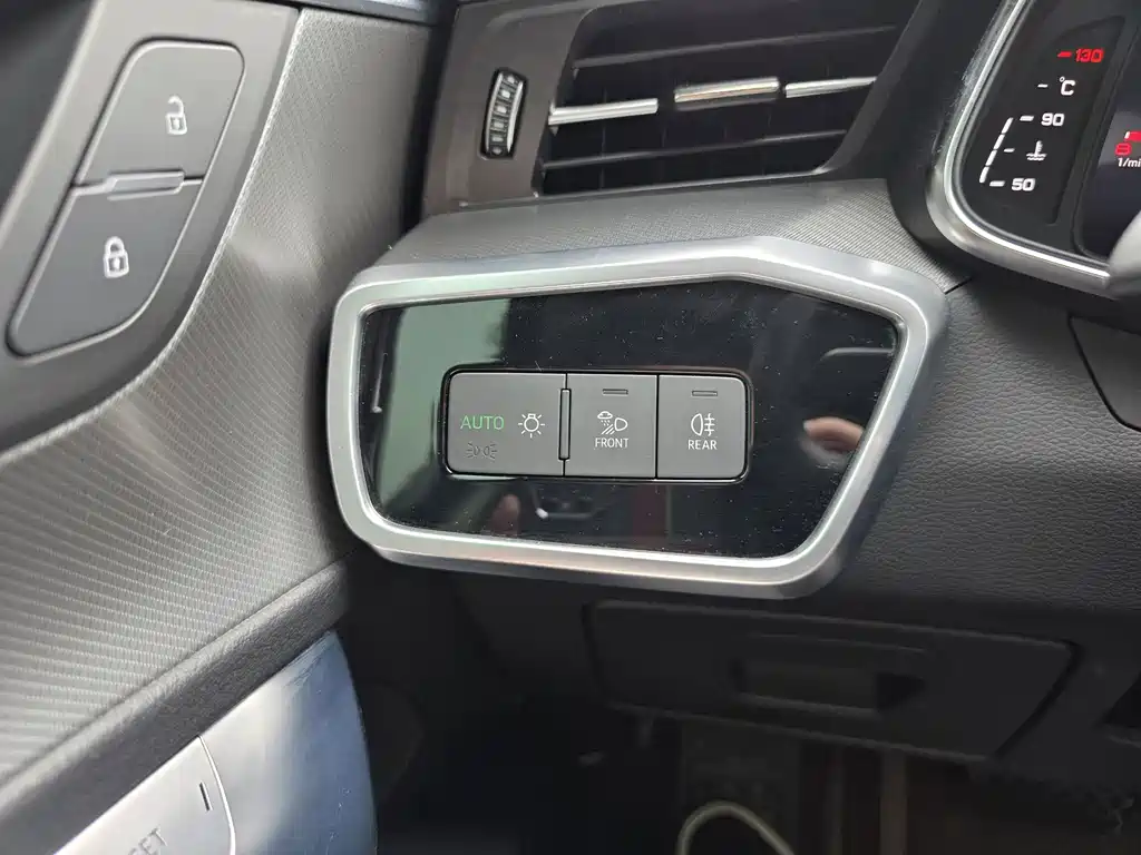 Audi A6 (Import) — фото 22