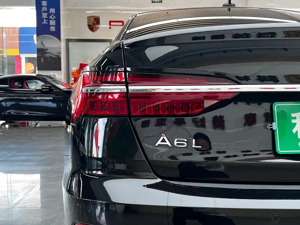 Audi A6L — фото 10