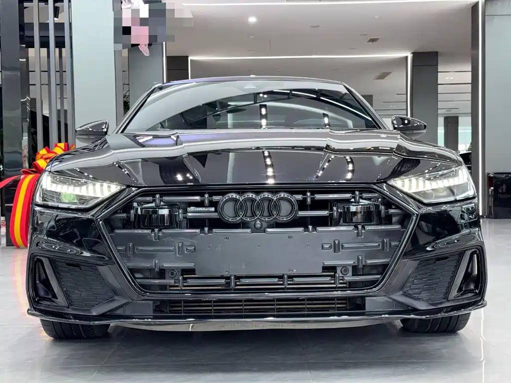 Audi A7L — фото 2