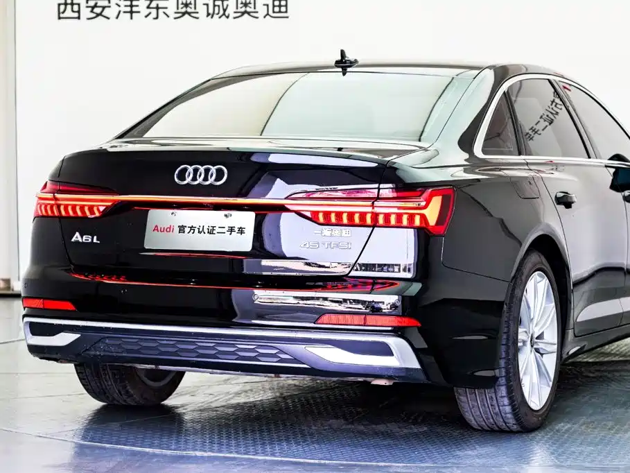 Audi A6L — фото 23