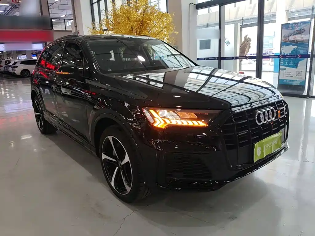 Audi Q7 — фото 4